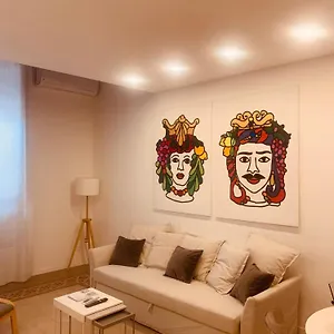  Apartament Palazzo Caltagirone Włochy